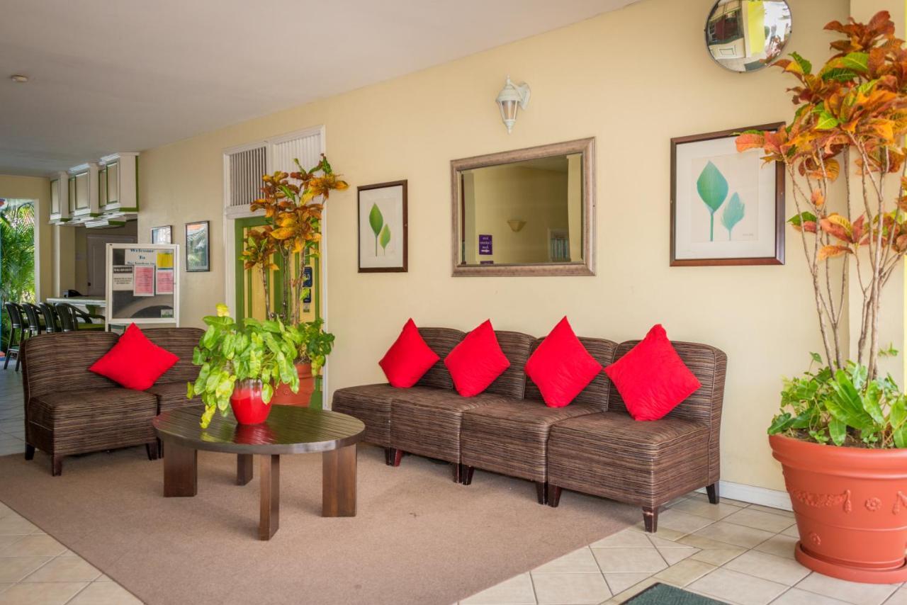 Bay Gardens Inn Gros Islet Extérieur photo