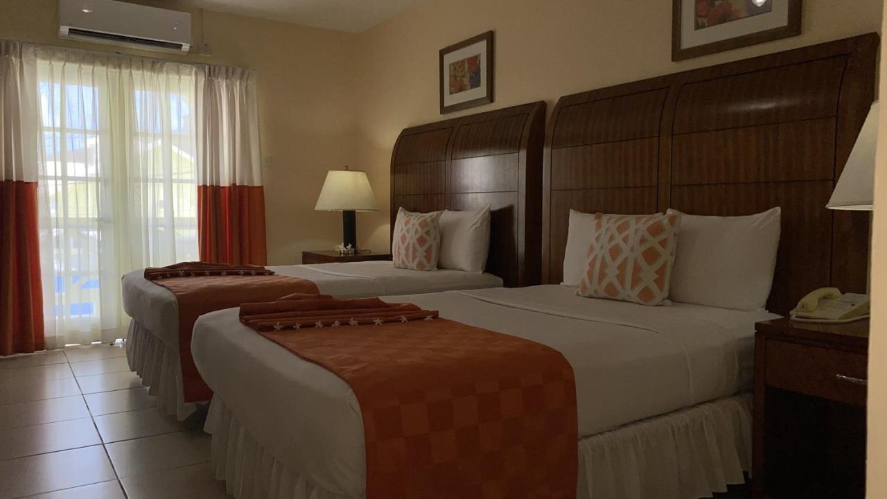 Bay Gardens Inn Gros Islet Extérieur photo